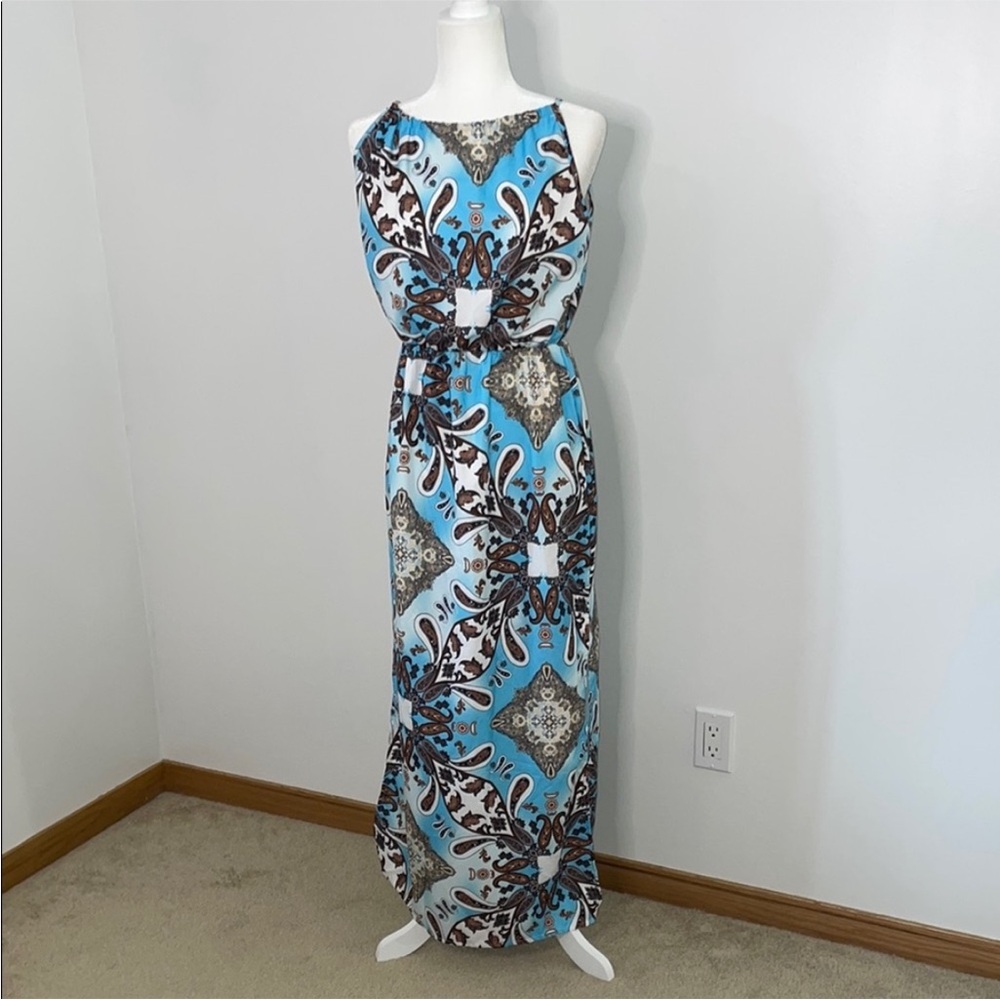 Elegant Blue Patterned Maxi Dress